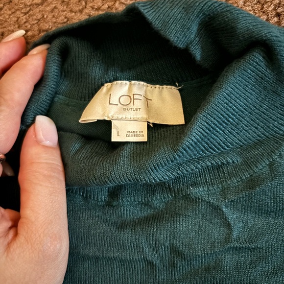 LOFT mock neck sweater EUC - Picture 2 of 4